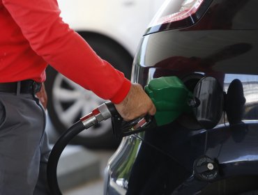 Precios de todos los combustibles sufrirán una nueva alza a partir de este jueves 24