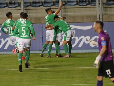 Audax Italiano consigió un heroico triunfo con nueve jugadores ante Estudiantes por fase previa de Copa Libertadores