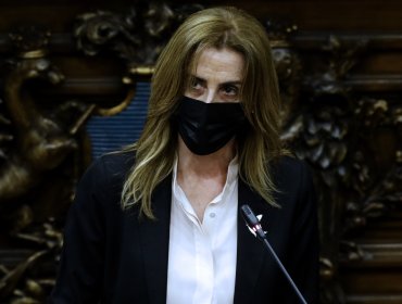 Comité de Ética de la Convención sancionó a Marcela Cubillos por "desinformar a la opinión pública"