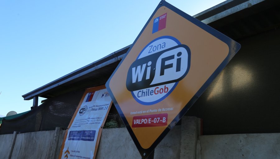 Inauguran puntos de conexión wifi en nueve espacios públicos de la comuna de San Esteban