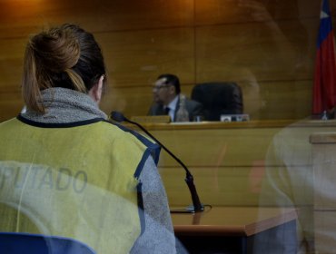 Decretan prisión preventiva para mujer que intentó quemar su vivienda con sus dos hijos en su interior en Temuco
