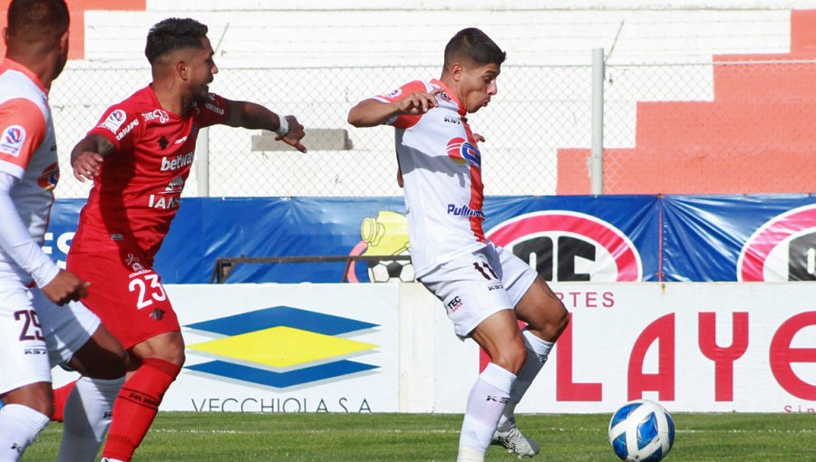 Cobresal y Ñublense reparten puntos en El Salvador