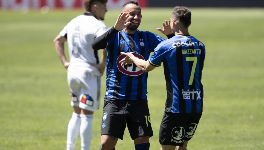 Colo Colo se llena de dudas y pierde ante el Huachipato de Mario Salas