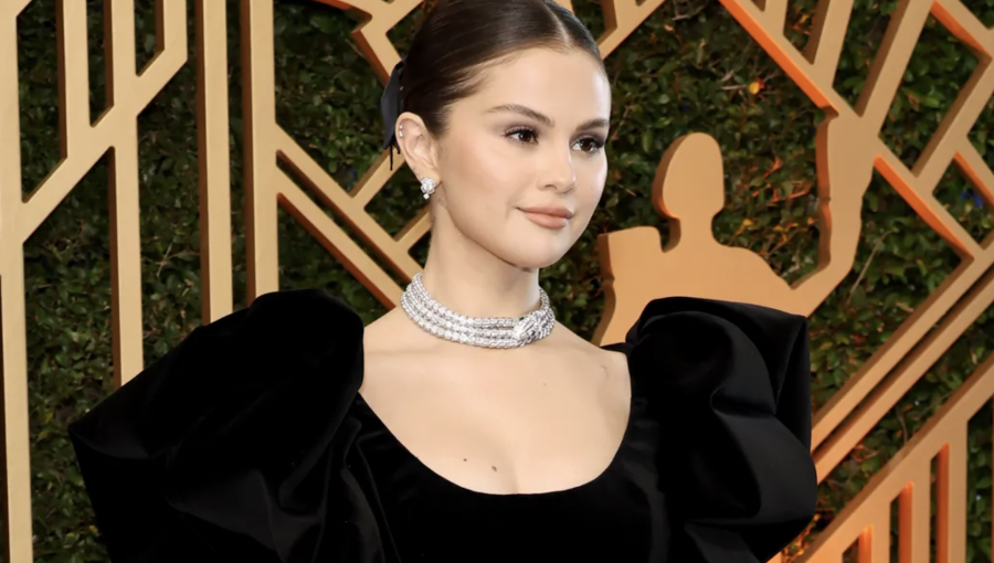 Selena Gomez sufre accidente en los “SAG Awards 2022”