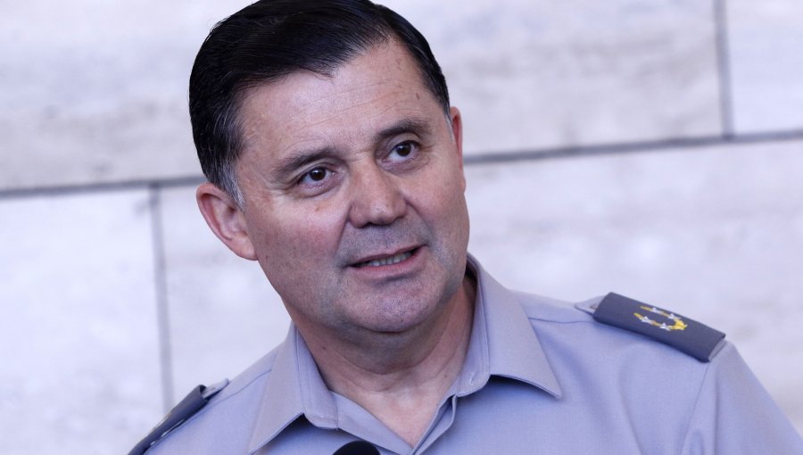 Ministra Rutherford cita a declarar como inculpado al actual comandante en jefe del Ejército por fraude en uso de pasajes aéreos