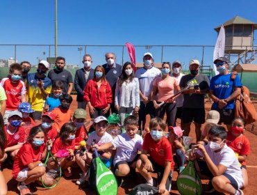 Alcaldesa Ripamonti y Nicolás Massú lanzaron la Copa Davis con Clínica Deportiva para niños de Viña del Mar
