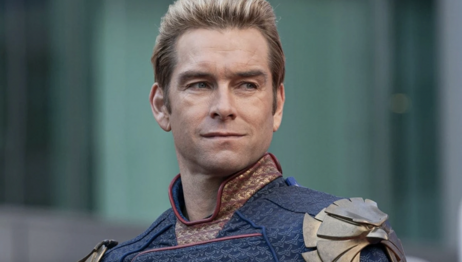 Actor de “The Boys” Antony Starr fue detenido por agredir con un vaso en la cara a un joven de 21 años en un bar