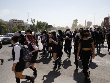 Secundarios convocan a 'Mochilazo Estudiantil' para el 11 de marzo en plaza Italia