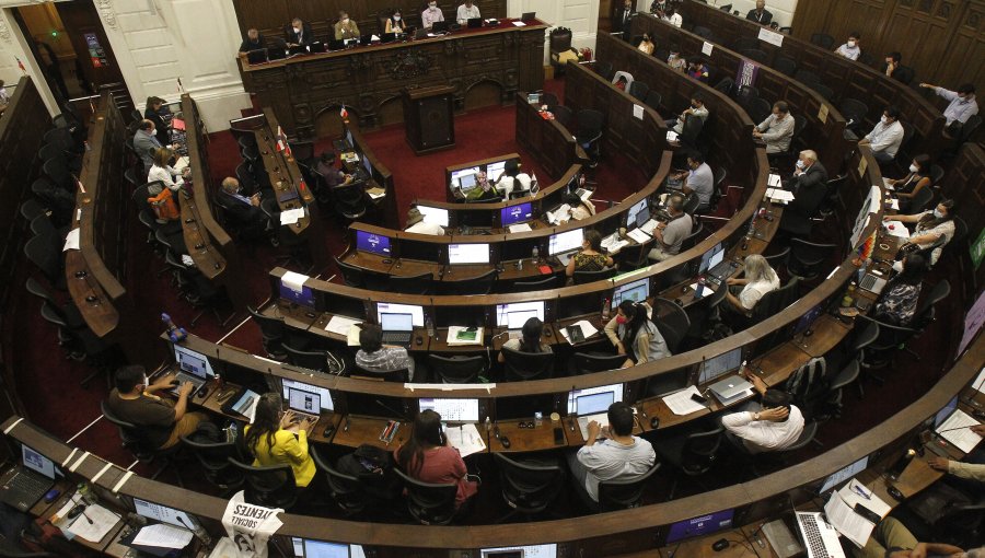 Pleno de la Convención solo aprobó un inciso de las 40 normas propuestas por la Comisión de Medio Ambiente