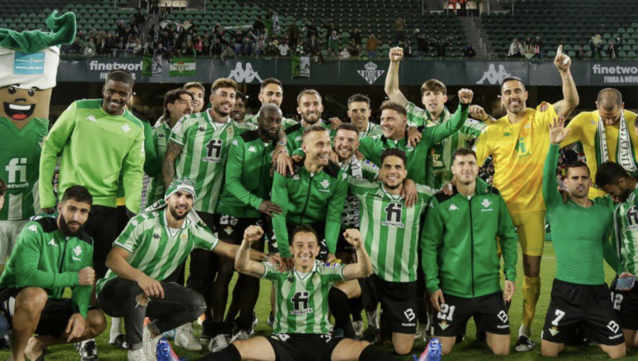 Desclasifican mensaje de Claudio Bravo al WhatsApp del Betis previo al duelo ante Rayo Vallecano