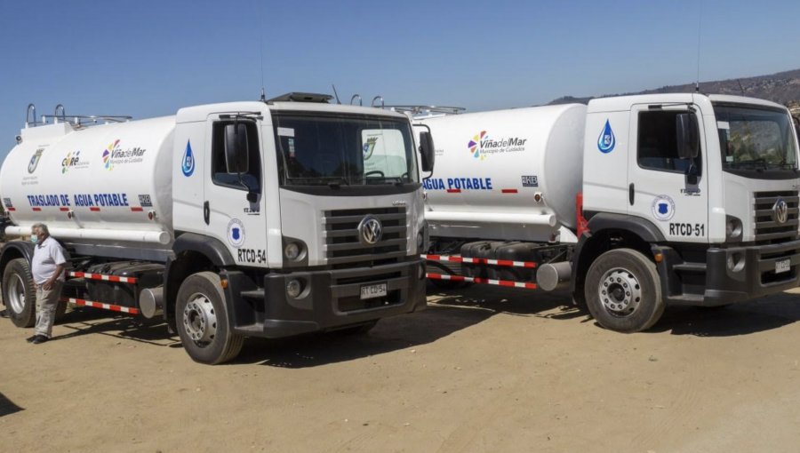 Viña del Mar recibe dos camiones aljibe para mejorar la operación, cobertura y distribución de agua potable