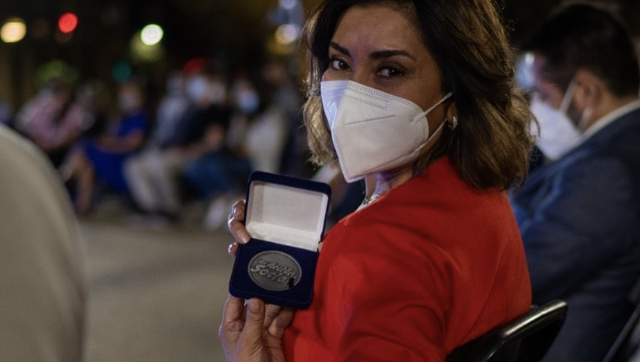 Carmen Gloria Arroyo celebra importante reconocimiento del Gobierno por su programa en TVN