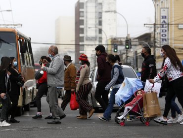 Tránsito vehicular y peatonal fue habilitado en Valparaíso tras ceremonia de cambio de mando