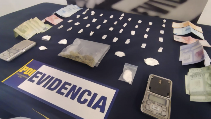 Capturan a pareja de microtraficantes de Catemu e incautan diversas drogas desde su domicilio