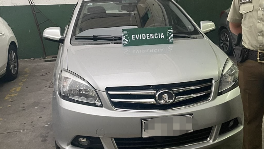 Mujer contactó al dueño de un auto robado para devolvérselo, pero previo pago de $350.000: fue detenida en Valparaíso