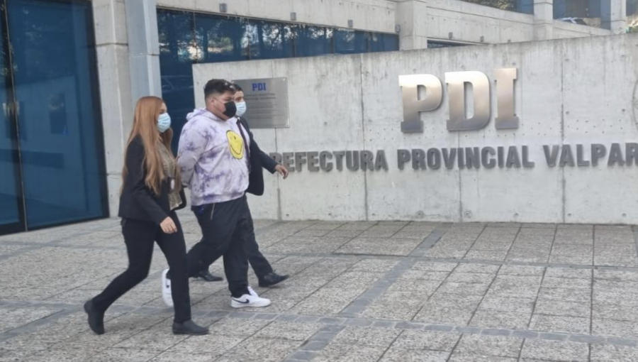 Capturan a presunto implicado en el homicidio de una joven en la plaza Echaurren de Valparaíso
