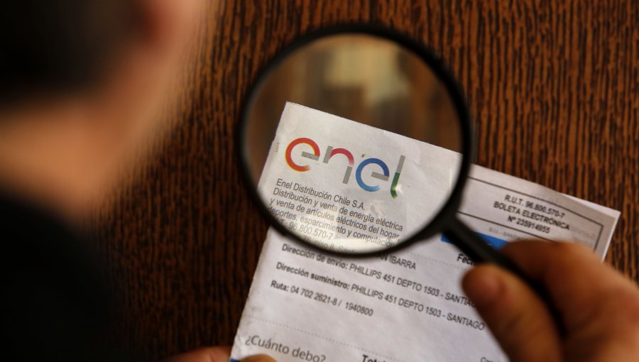 Sernac presenta demanda colectiva contra Enel por contratación indebida de seguros y servicios de asistencia