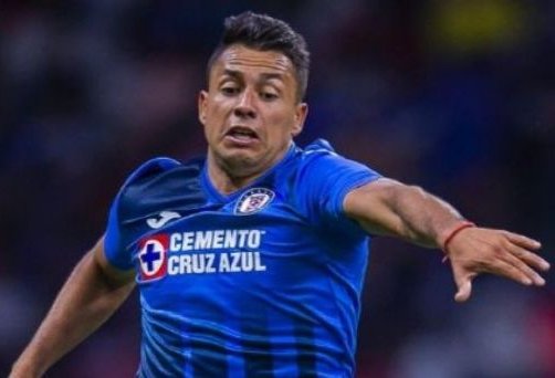 "El tronco de Cruz Azul": Medio mexicano barrió con Iván Morales tras partido por la Concachampions