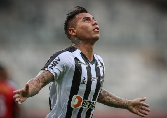 Corinthians se habría sumado a los interesados por fichar a Eduardo Vargas