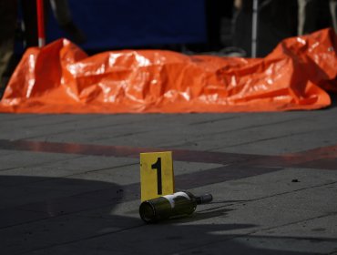 Mujer cae desde balcón de un hostal y muere: Circunstancias son investigadas