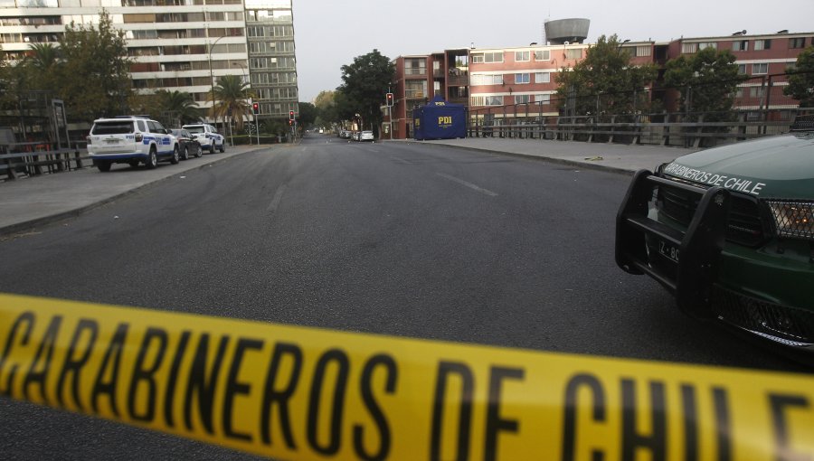 Operativo policial termina con dos carabineros heridos y un hombre abatido en Puente Alto