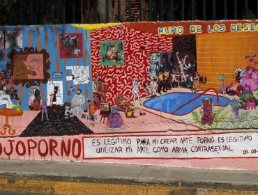 Defensoría de la Niñez pide acciones por polémico mural en parque San Borja: Municipio de Santiago descarta vinculación