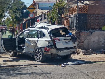 Vehículo robado a Natalia Compagnon protagonizó un choque con patrulla policial en El Bosque: hay dos detenidos