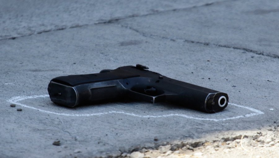 Detienen a hombre que realizaba disparos en la vía pública de Osorno: una persona resultó herida