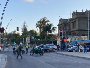 Reconstitución de escena por disparos de dos carabineros a manifestantes durante el estallido social paraliza el centro de Viña