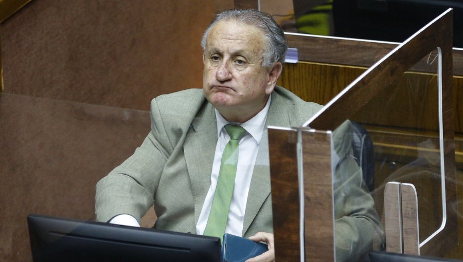 Senador Durana afirma que detenidos en Punta Peuco lo están por una "ficción jurídica"