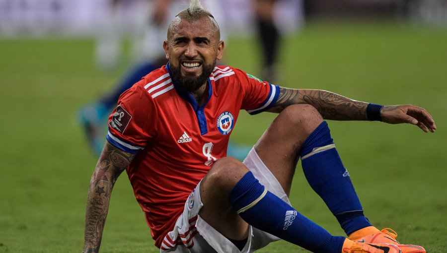 Arturo Vidal sería evaluado por molestias en uno de sus tobillos tras duelo ante Brasil