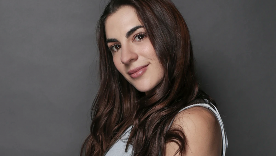 Desde Brasil, Carmen Zabala mostró su actual look para la nueva nocturna de Mega