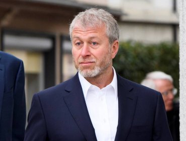 Roman Abramovich habría presentado síntomas de envenenamiento durante negociaciones de paz con Ucrania