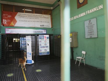 Clases se mantendrán suspendidas "hasta nuevo aviso" en liceo de Quinta Normal tras amenaza de "masacre"