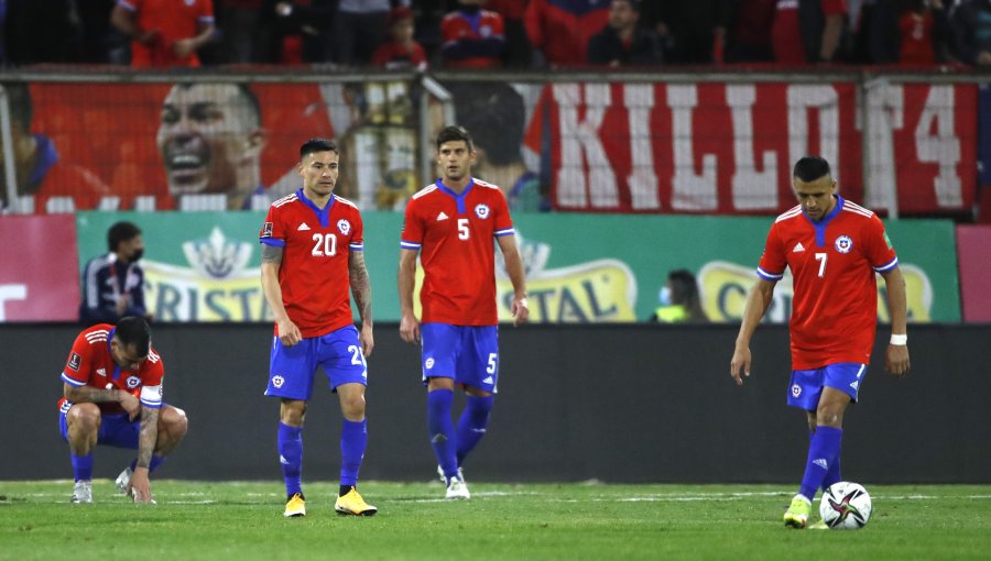 La Roja sufrió una amarga derrota ante Uruguay y el sueño del Mundial de Qatar llegó a su fin