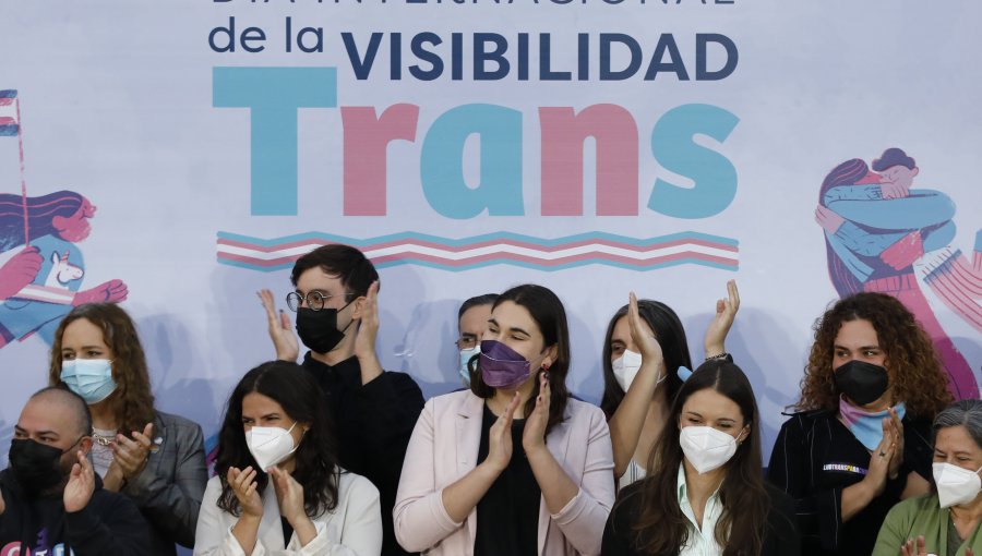 Gobierno conmemoró en La Moneda el «Día de la visibilidad trans»