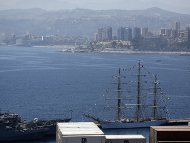 «Autopista de mar»: La propuesta de transporte público marítimo que conectaría Valparaíso con Viña del Mar en menos de 20 minutos