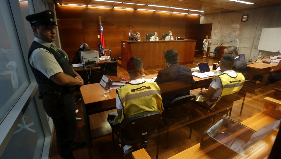 En internación provisoria quedaron menores imputados por homicidio de carbinero (r) en Cañete