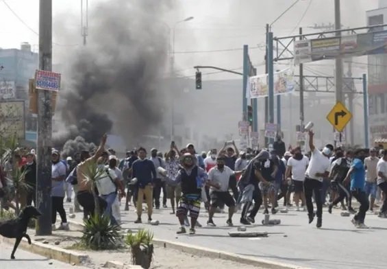 Presidente de Perú deja sin efecto el estado de emergencia en Lima y Callao tras masivas manifestaciones