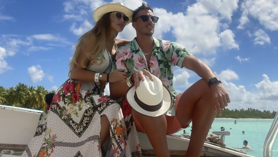 Marité Matus y Camilo Huerta comparten inédita postal de sus románticas vacaciones