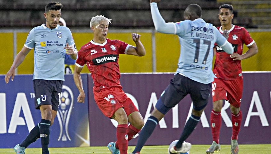 U. La Calera consiguió un valioso empate sin goles ante la UC de Quito en Copa Sudamericana