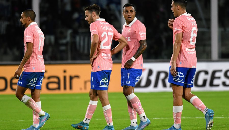 Una pálida UC tuvo un debut con derrota en Copa Libertadores ante Talleres