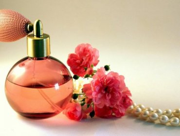 Revelan los efectos negativos del perfume