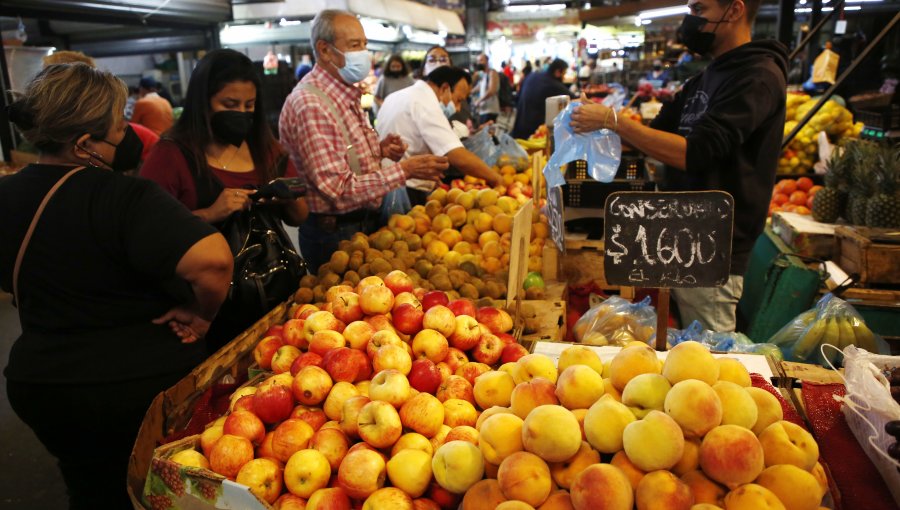 Costo de la vida sigue al alza en Chile: IPC registra histórica alza de 1,9% en marzo del 2022