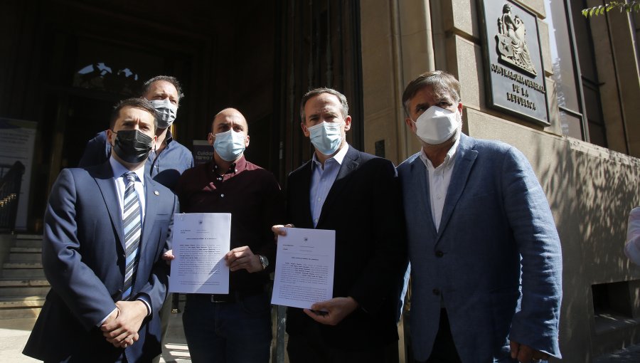 Diputados de oposición recurren a Contraloría para que se pronuncie por supuesto incumplimiento de Siches en falsa denuncia sobre vuelo de migrantes