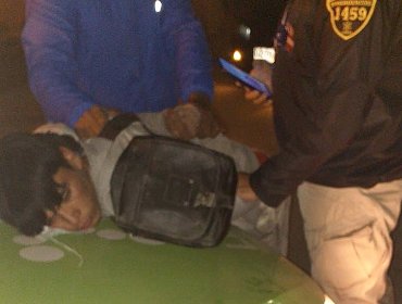 Personal municipal de Seguridad detiene a solitario delincuente que asaltó con arma de fuego a dos mujeres en Limache