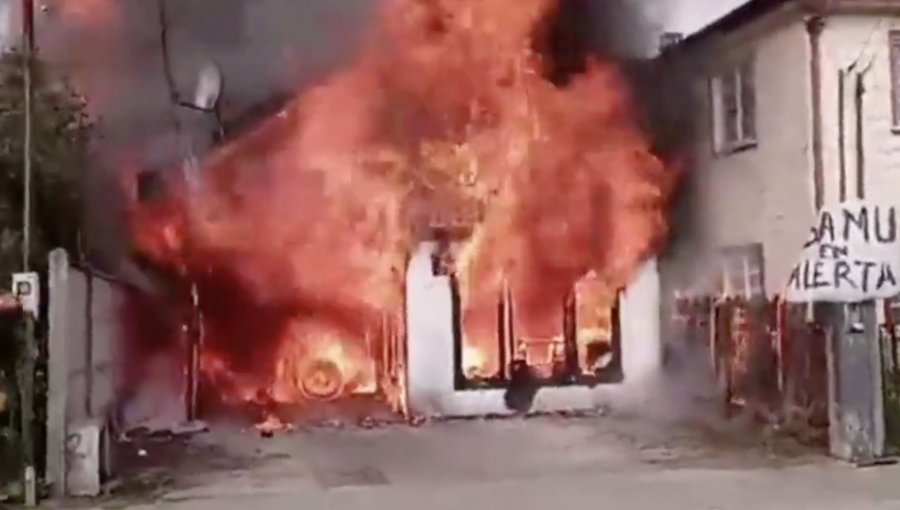 Incendio destruye por completo la base operativa del SAMU en Castro: pérdida es total