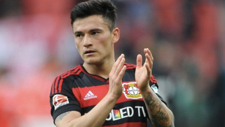 Bayer Leverkusen estaría buscando la salida de Charles Aránguiz del club