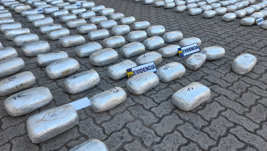 Cantante urbano y otras cuatro personas fueron detenidas por tráfico de drogas: se incautaron 370 kilos de sustancias ilícitas