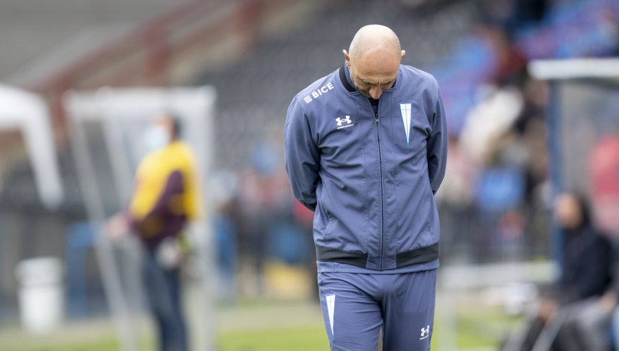 Oficial: Cristian Paulucci no continúa como director técnico de Universidad Católica